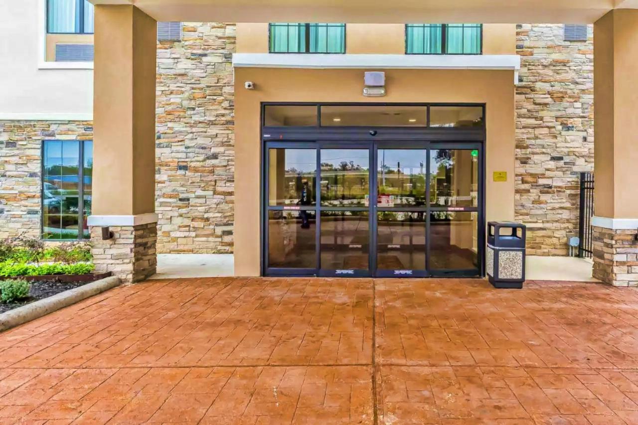 Comfort Suites Houston I45 North Aldine Exterior foto